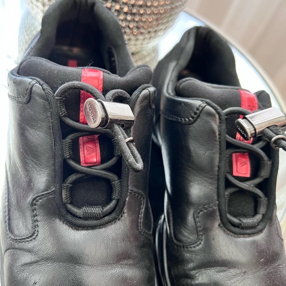 Women’s vintage Prada, Italian leather loafers with drawstring….. - Picture 7 of 12